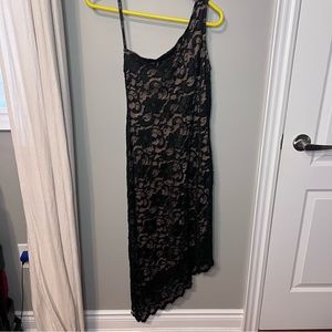 Lori Ann  formal dress lace